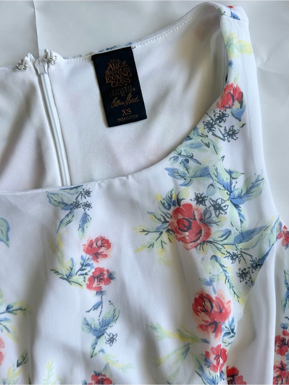 Disney Alice Through the Looking Glass X Colleen Atwood Designer dress, Xsmall - Picture 4 of 7
